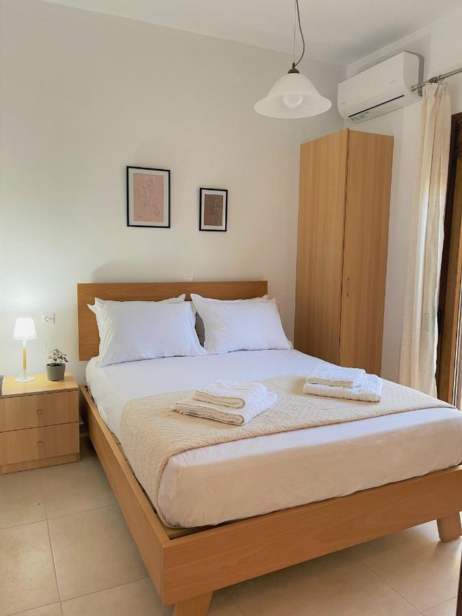 Blue Coast - Seaside Apartment Keratokampos Esterno foto